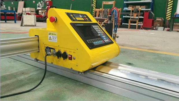 小型數(shù)控全自動切割機